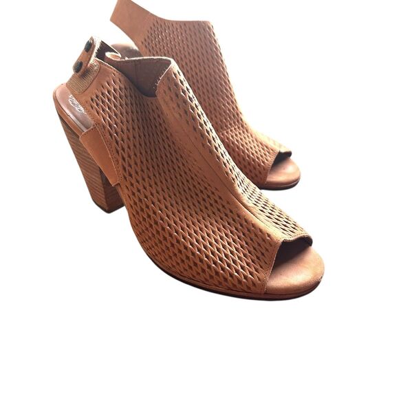 VINCE CAMUTO Jace Peanut Heeled Slingback Sandal Brown Sz 11 - Picture 2 of 6